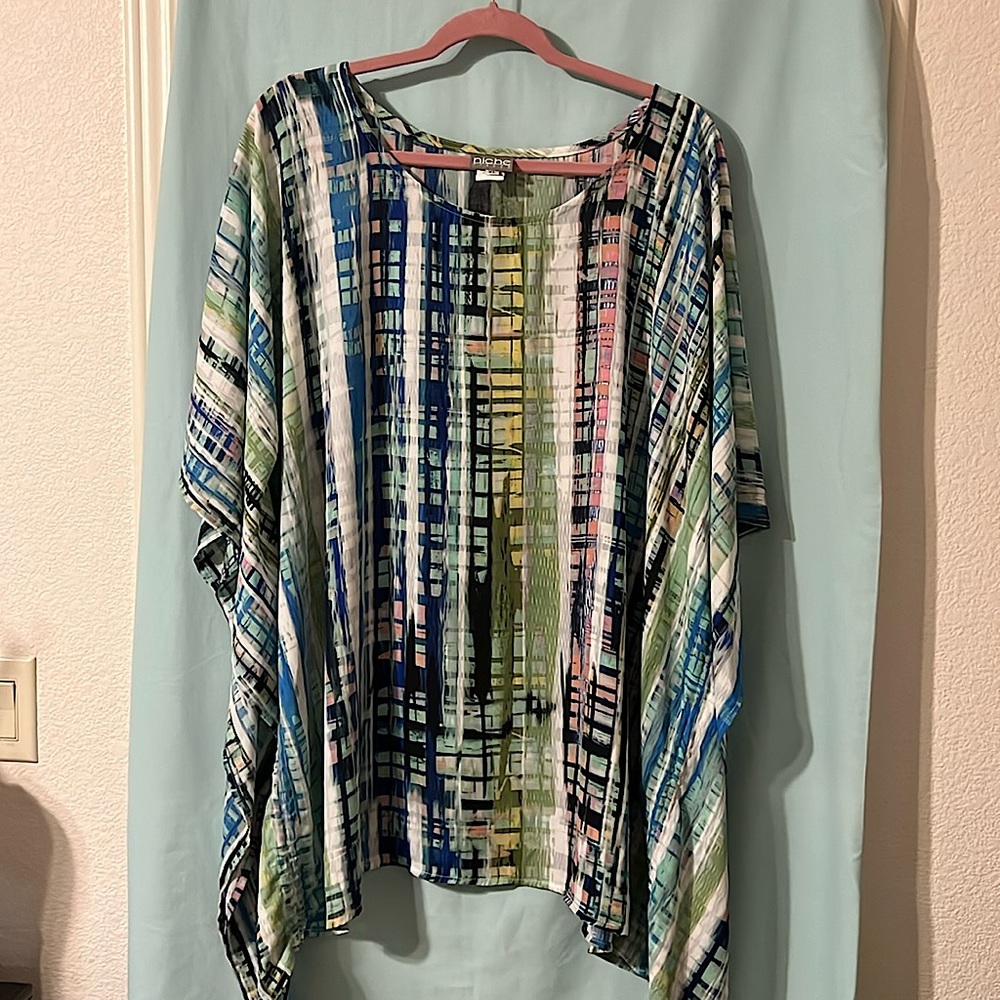 Niche by Nilgun Derman Contemporary Pancho top